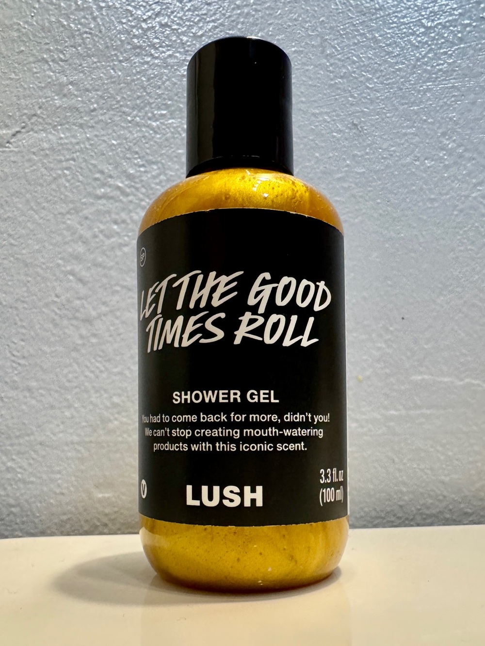 Lush Gift Exclusive  Let The Good Times Roll Shower Gel